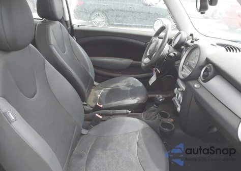 2009 Mini Cooper from USA, damaged, VIN WMWMF33509TW78295